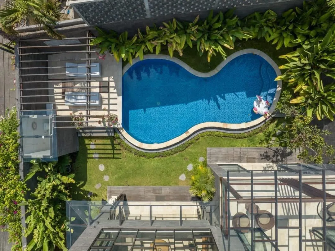 Luxury 4 Bedroom Villa for Sale and Rent in Semer Kerobokan Find Joy in the Sunset
