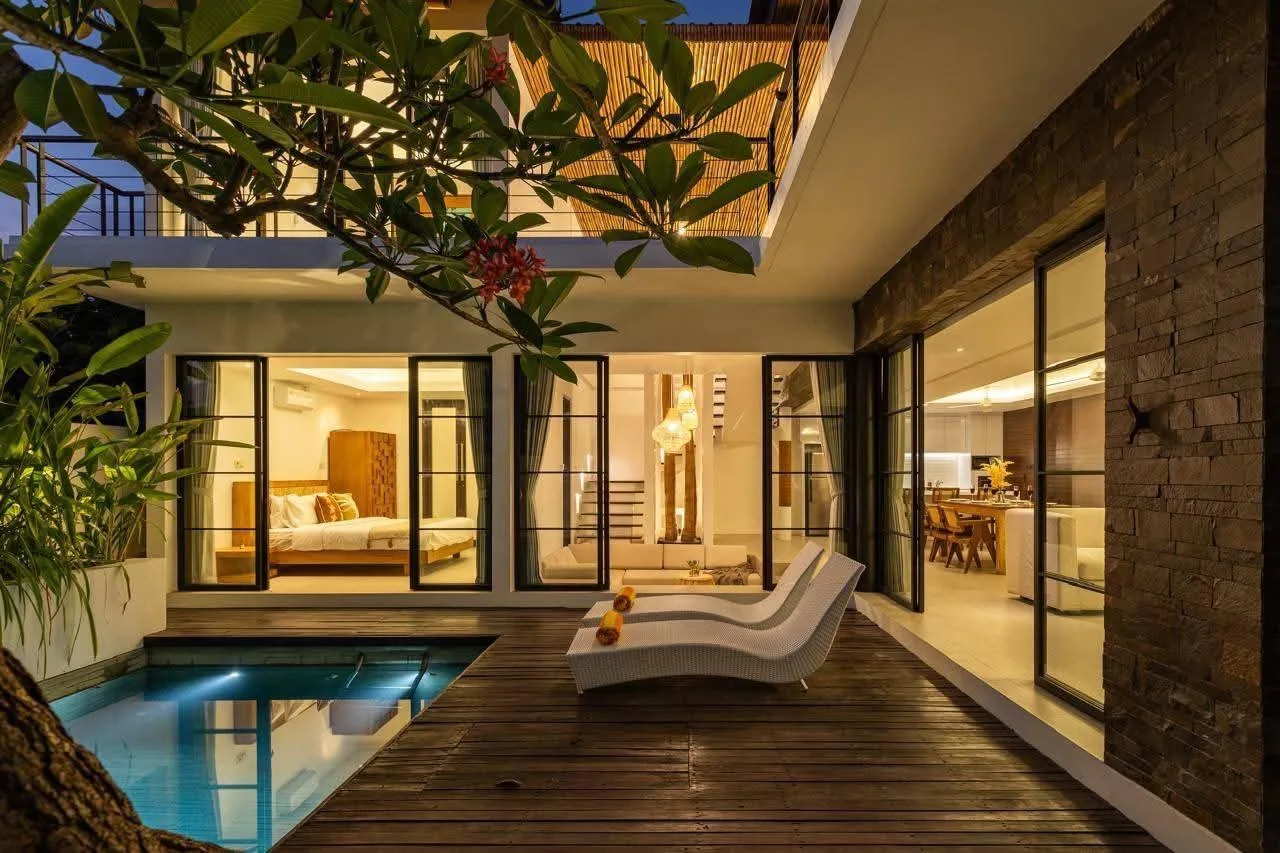 Freehold 3 Bedroom Beachside Villa for Sale in Batu Bolong Canggu