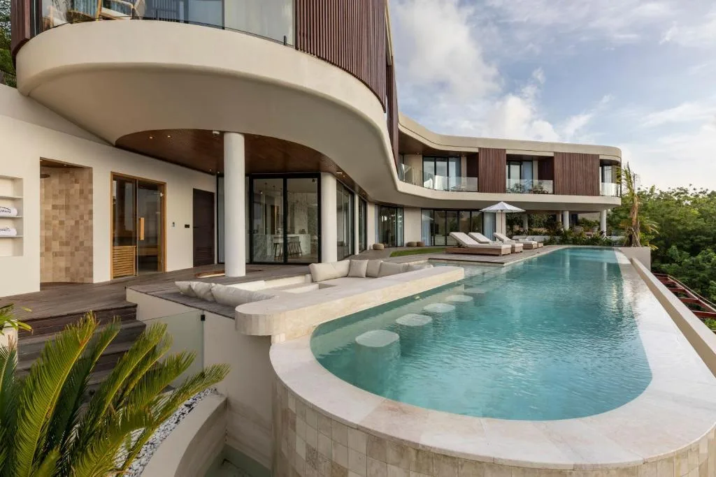 ULUWATU | 5-BEDROOM LUXURY CLIFFSIDE VILLA | FREEHOLD | REF ID: DR0449