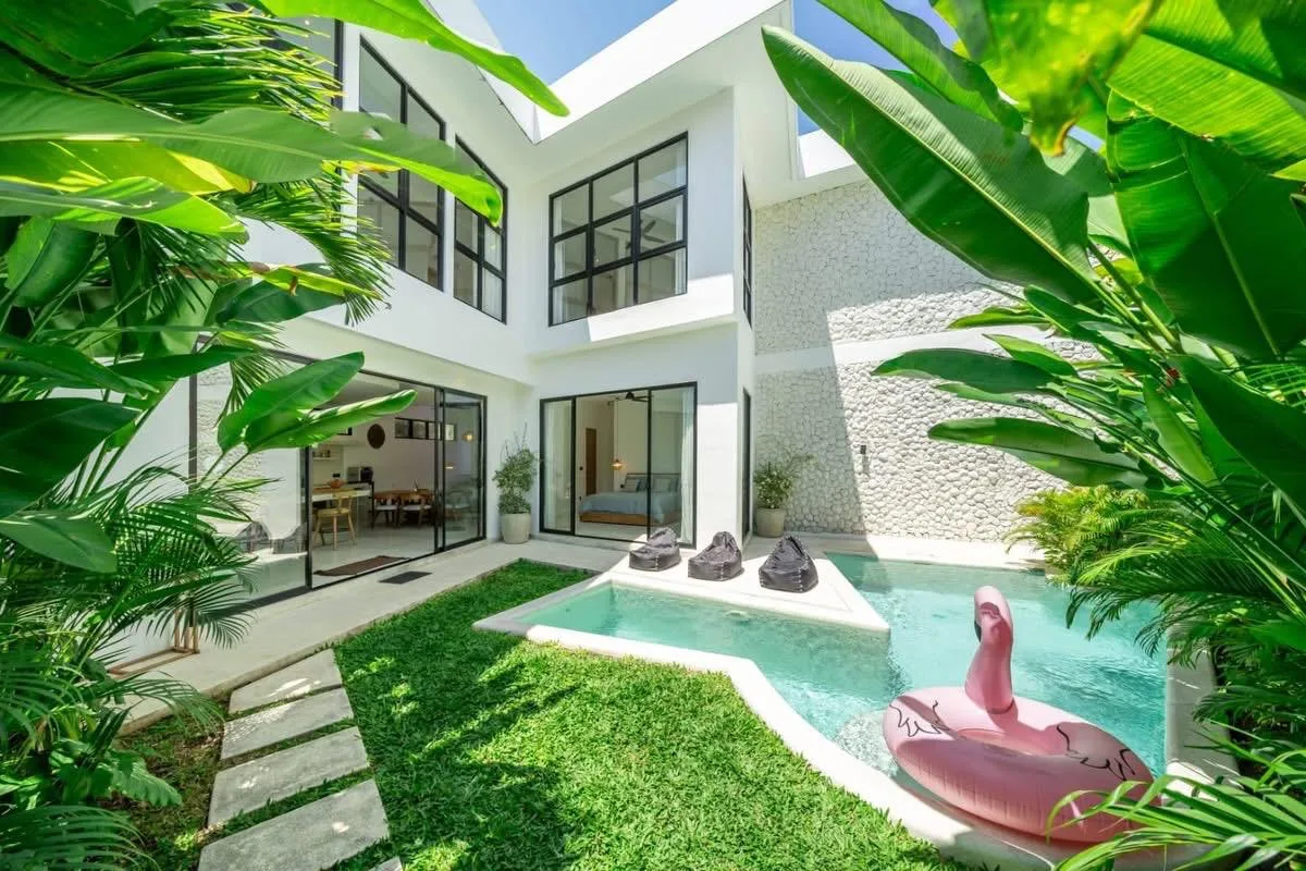 UMALAS | 3-BEDROOM VILLA | MONTHLY RENTAL | REF ID: DR0436