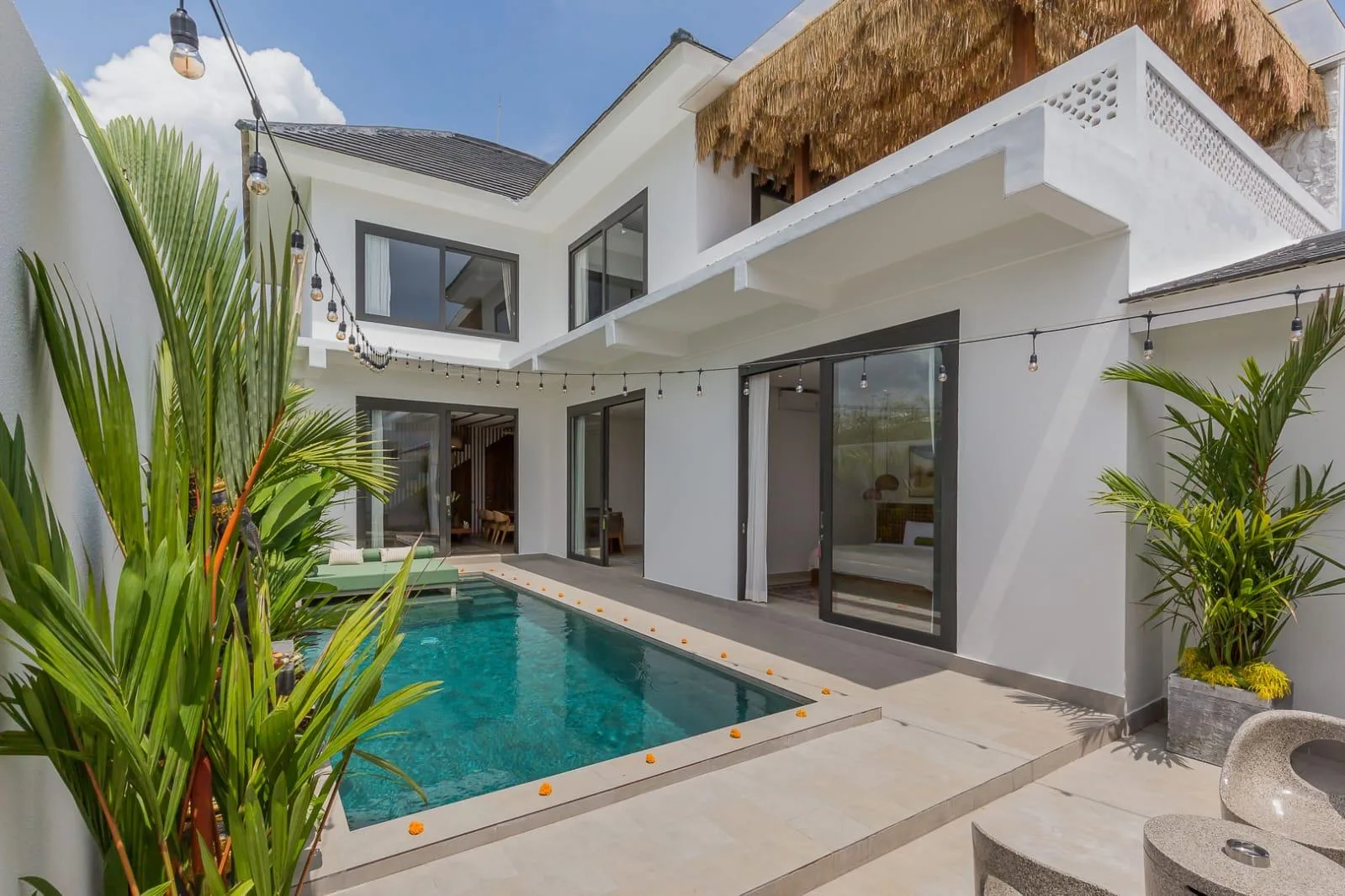 Luxury 3-Bedroom Rental Villa in Umalas Bumbak