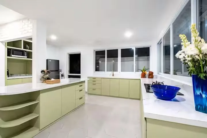Freehold 4 Bedroom Villa in Seminyak