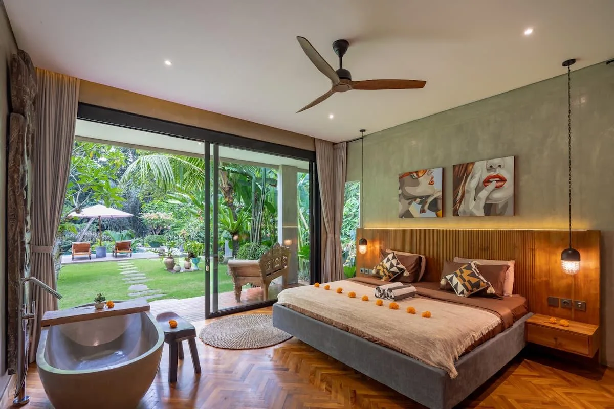 Monthly 3 Bedroom Tropical Jungle View Villa for Rent in Cepaka Bali