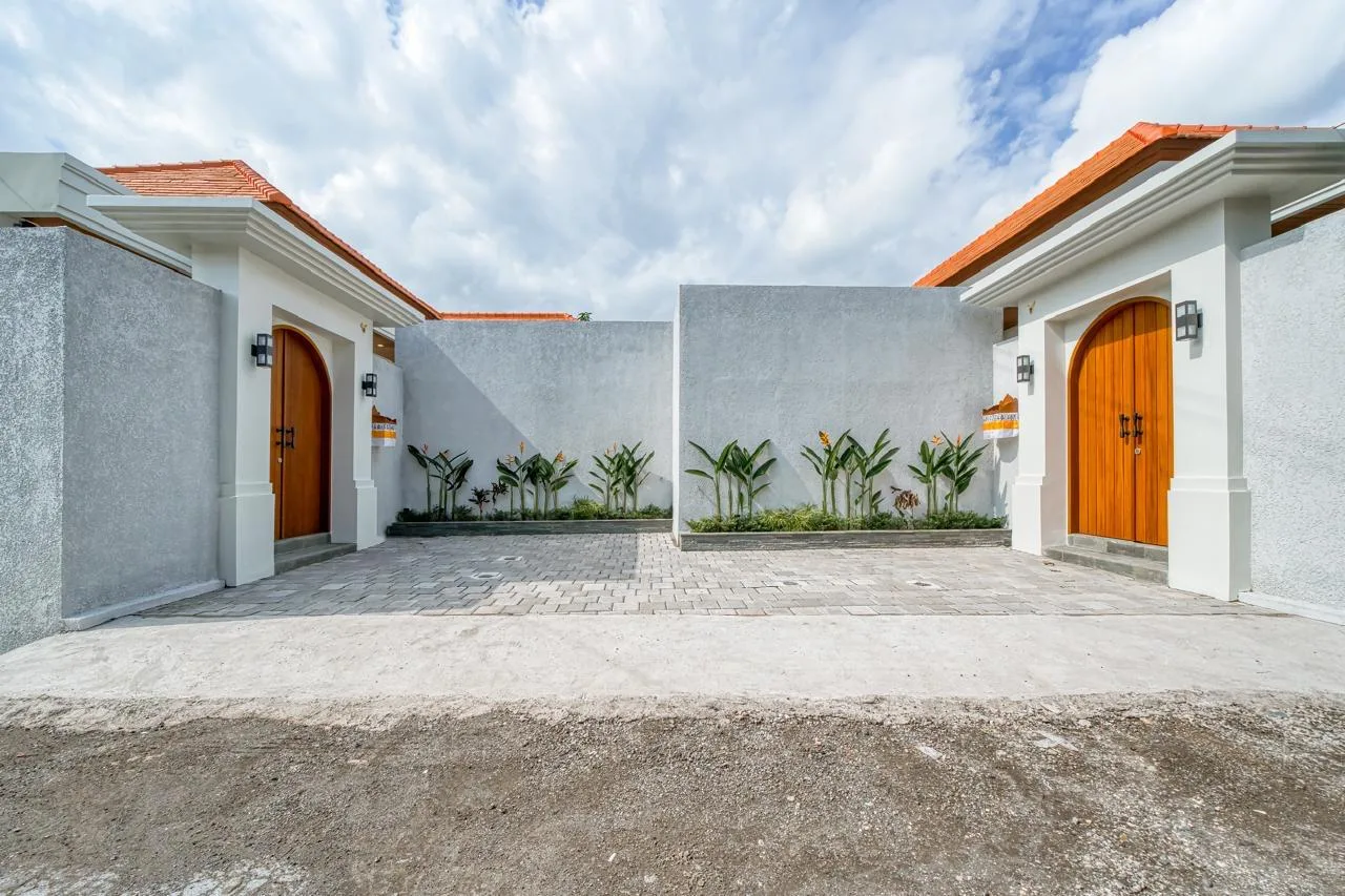 TUMBAK BAYUH | 2-BEDROOM LUXURY VILLA | MONTHLY RENTAL | BRAND NEW | REF ID: DR0475