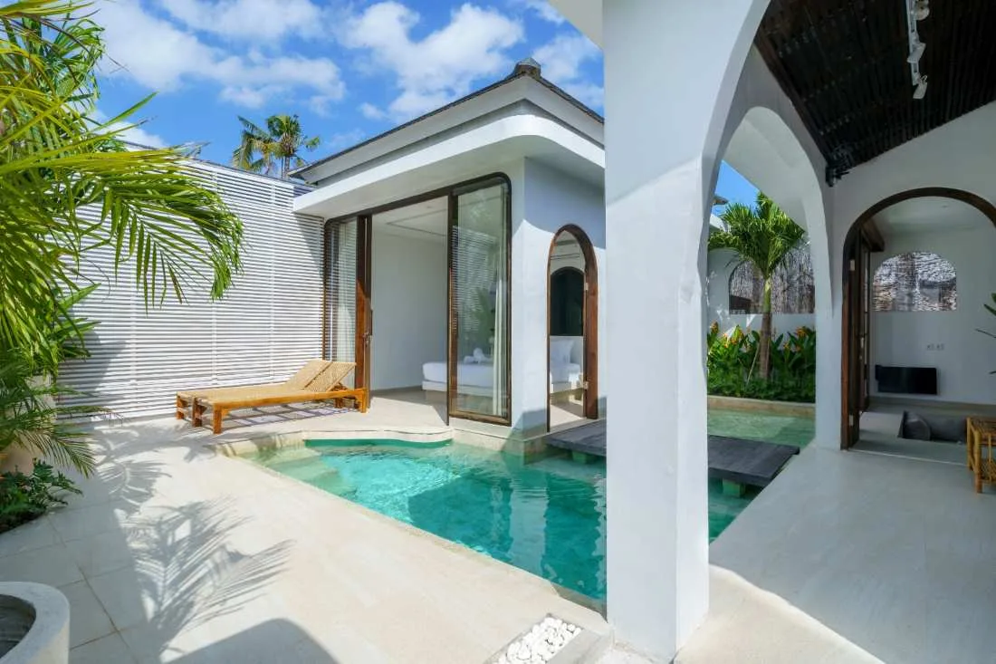 Modern Tropical 2 Bedroom Villa for Rent in Seseh Close to the Beach