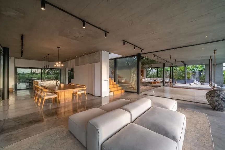 Canggu Freehold 5 Bedroom Luxury Villa Modern Tropical Design