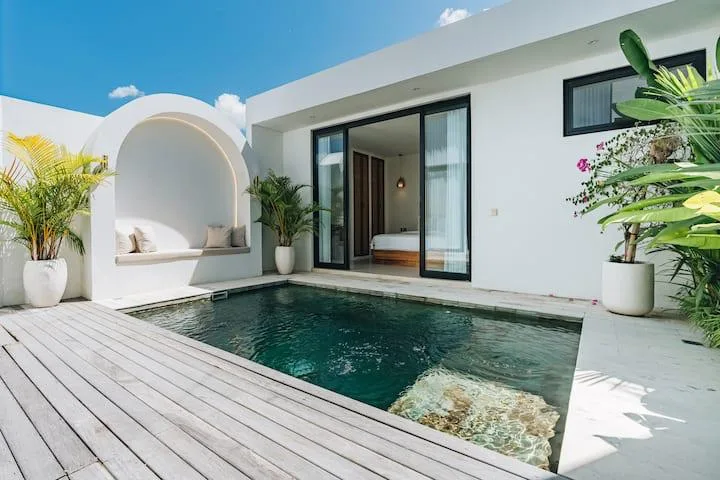 Long and Short Term 2 Bedroom Rental Villa in Seseh Munggu