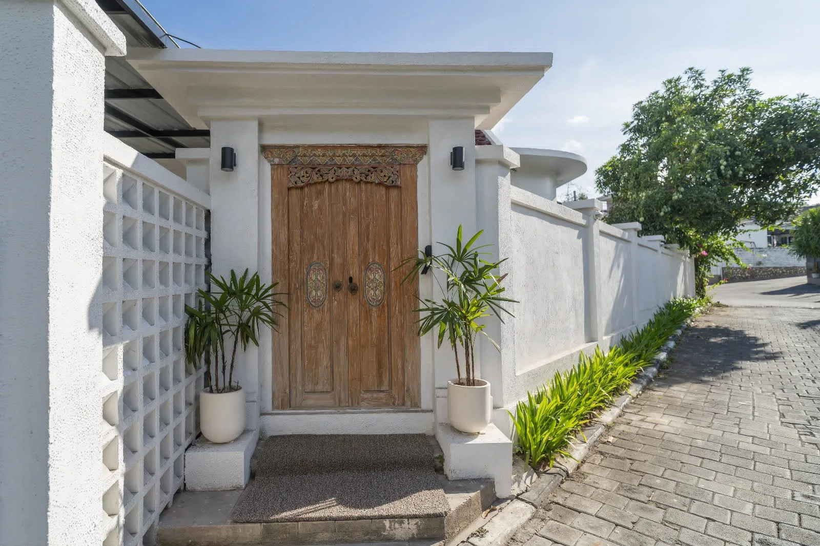 Freehold 2 Bedroom Fully Renovated Villa for Sale in Nusa Dua Bali