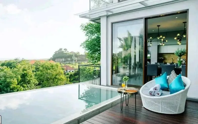 Premium 4 Bedroom Freehold Ocean View Villa for Sale in Uluwatu