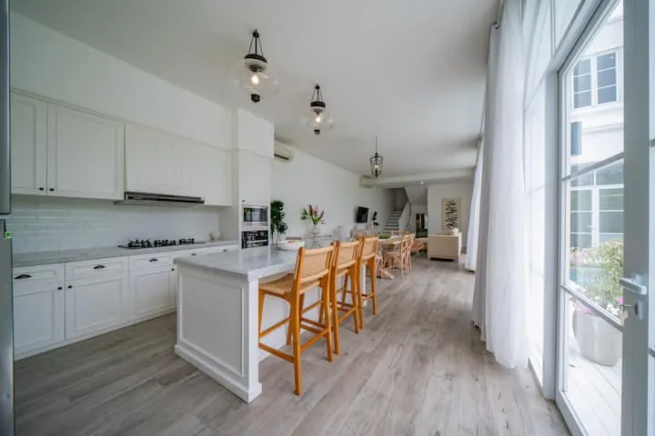 Mediterranean 3 Bedroom Villa for Rent in Central Berawa