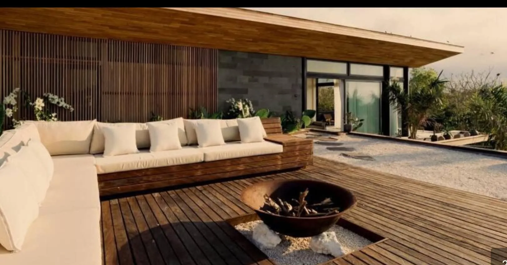 5 Bedroom Freehold Ocean View Villa for Sale in Uluwatu Near Bingin Beach