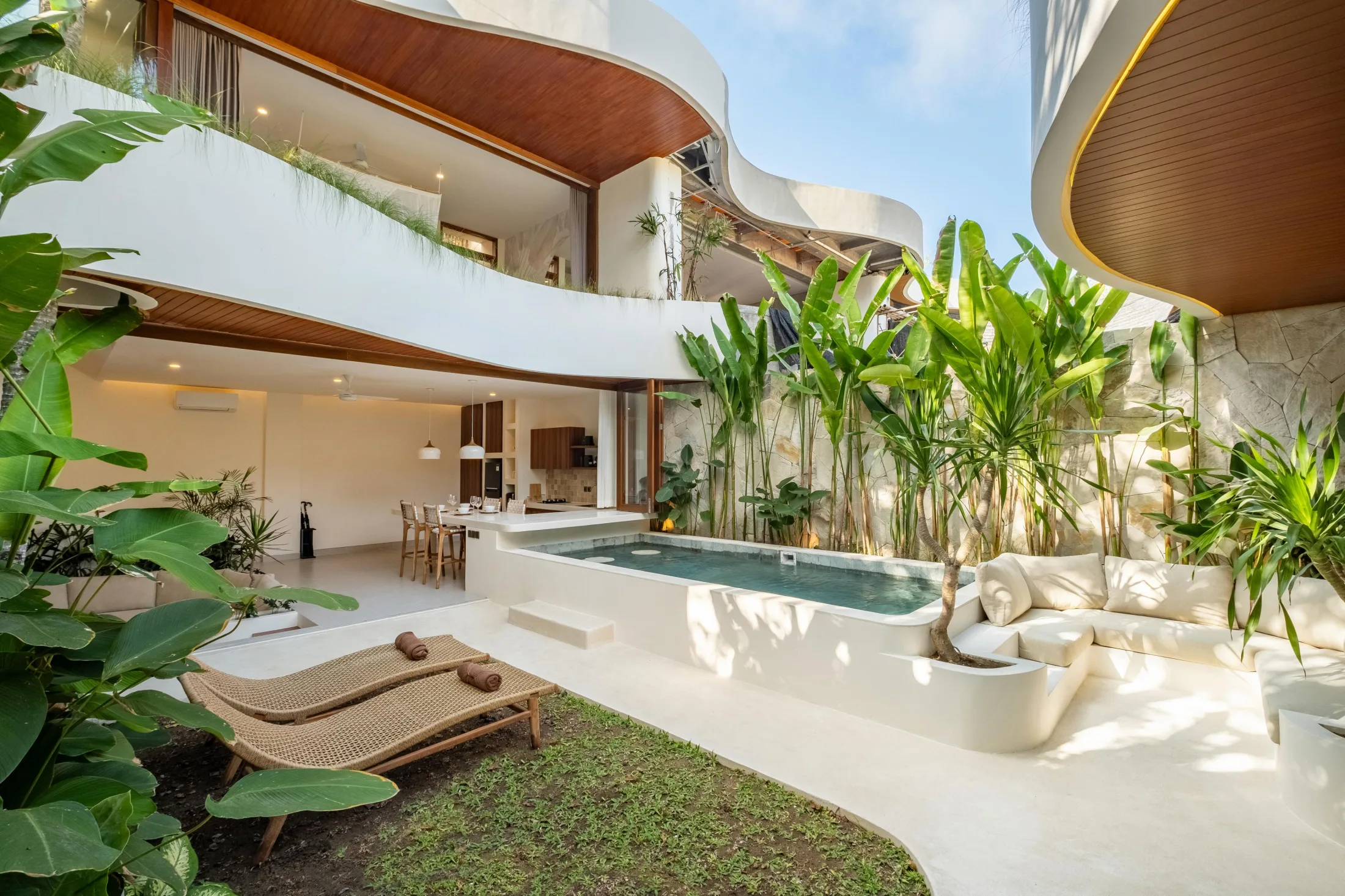 ULUWATU 2 BEDROOM OCEAN VIEW LEASEHOLD