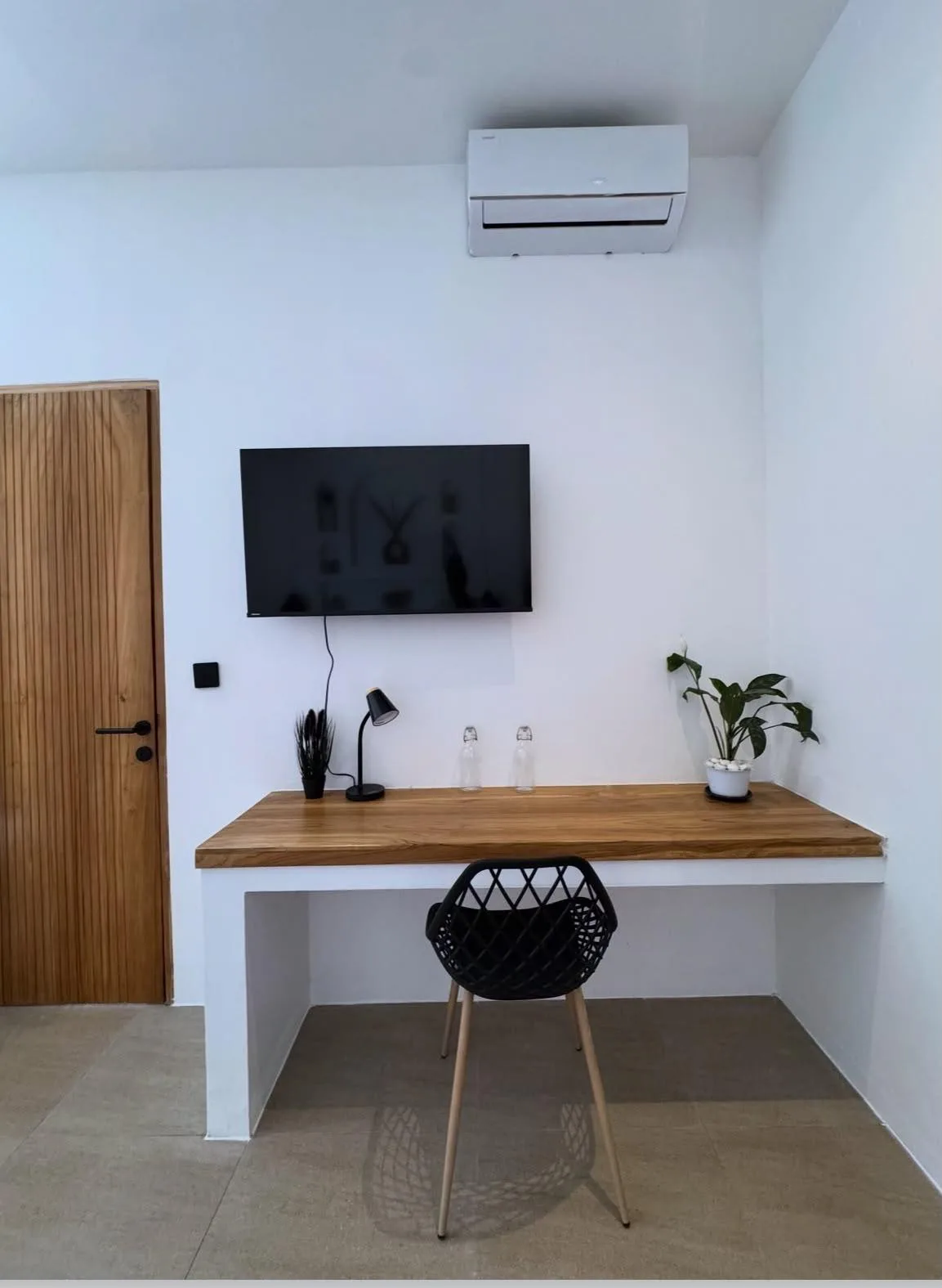 PADANG LINJONG | 2-BEDROOM TROPICAL VILLA | 170 M2 LAND | LEASEHOLD | REF ID: DR0399