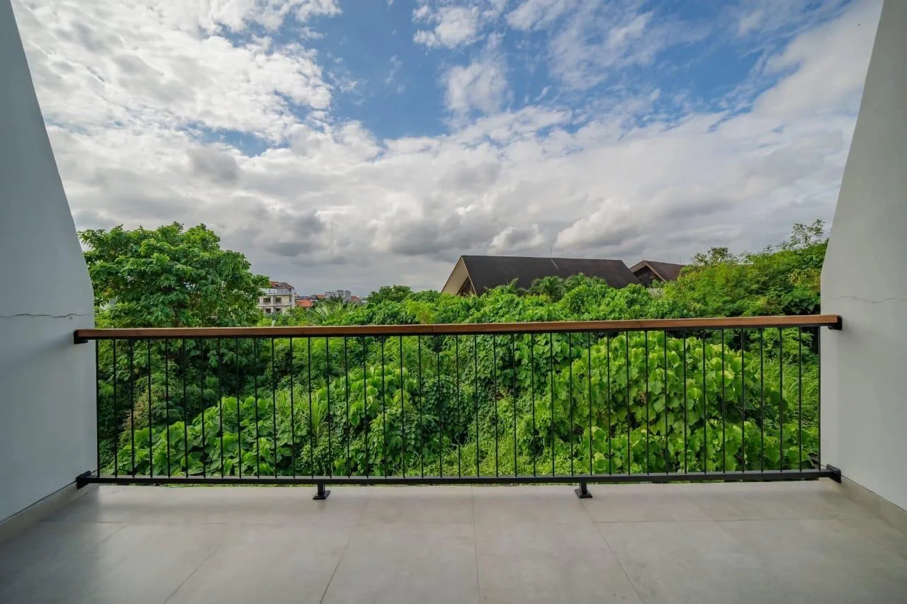 Monthly 2 Bedroom Tropical Rental Villa in Berawa Canggu