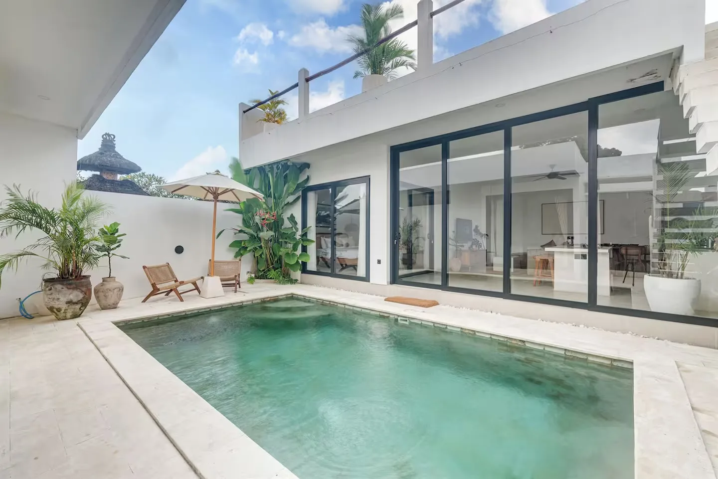 Exquisite 2-Bedroom Private Pool Villa with Rooftop Terrace At Tumbak Bayuh