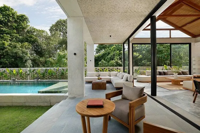 Modern 7 Bedroom Luxury Freehold Villa Near Echo Beach Canggu