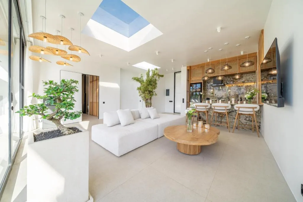 Modern 2 Bedroom Tropical Villa for Sale with Ocean Views in Uluwatu Bali