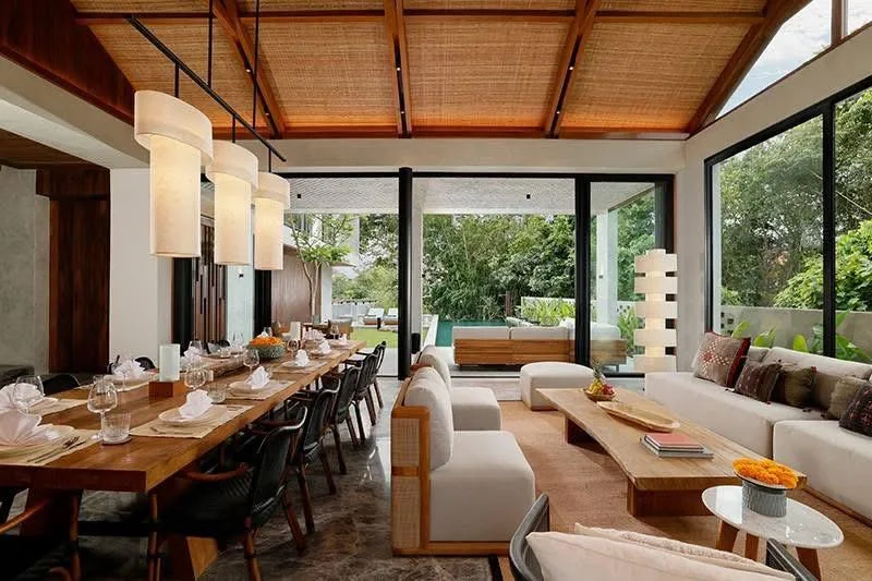 Modern 7 Bedroom Luxury Freehold Villa Near Echo Beach Canggu