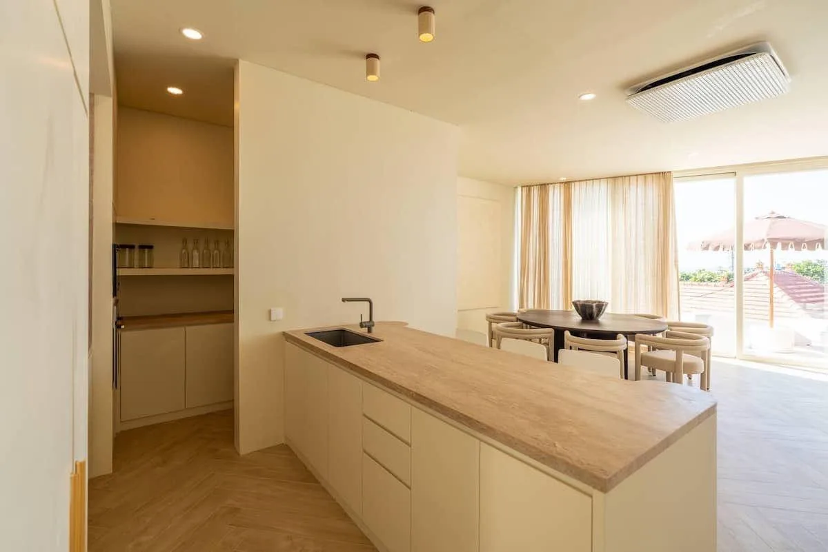 Uluwatu Bingin 4-Bedroom Ocean View Villa: Premium Coastal Living Built for Wellness