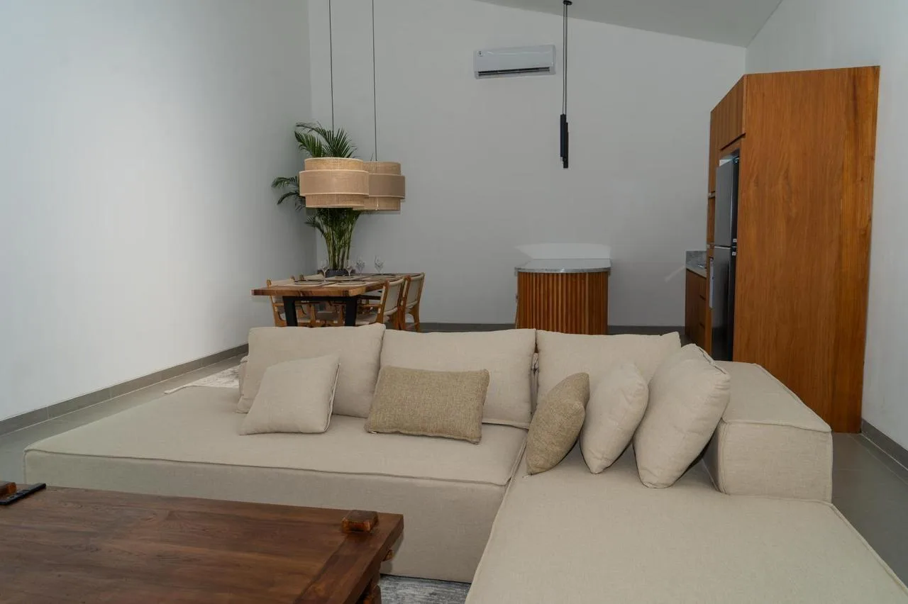 Charming 2-Bedroom Leasehold Villa in Padonan: Serene Rice Field and Sunset Views