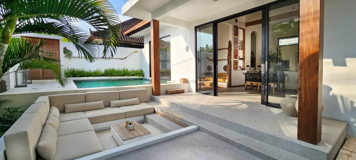 Rental and Leasehold 1 Bedroom Villa in Padang Linjong Canggu