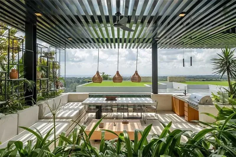 PECATU ULUWATU | 6-BEDROOM OCEANFRONT CLIFFSIDE VILLA | FREEHOLD | REF ID: DR0442