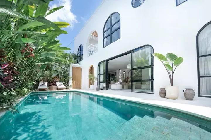 Yearly Mediterranean 4 Bedroom Luxury Rental Villa in Umalas Bali