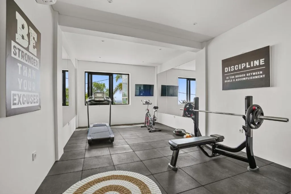 ULUWATU | 3+2-BEDROOM LUXURY OCEANVIEW VILLA | FREEHOLD | REF ID: DR0445
