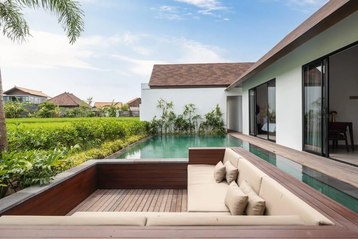 CANGGU | 4-BEDROOM RICE FIELD VIEW VILLA | MONTHLY RENTAL | REF ID: DR0481