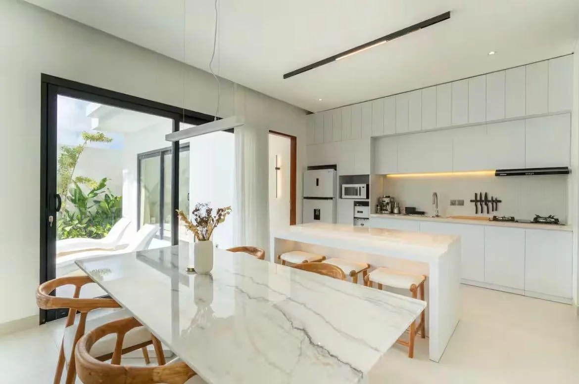 3-BEDROOM LUXURY VILLA | PERERENAN | CLOSE TO PERERENAN BEACH