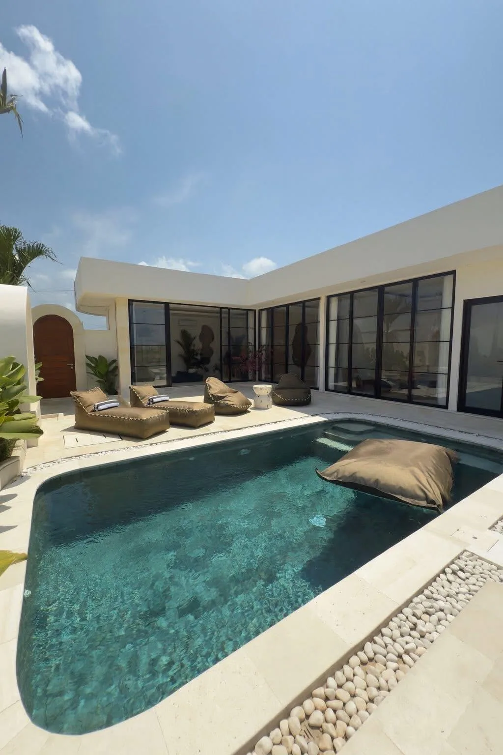 Pererenan Brand New 2 Bedroom Modern Tropical Villa