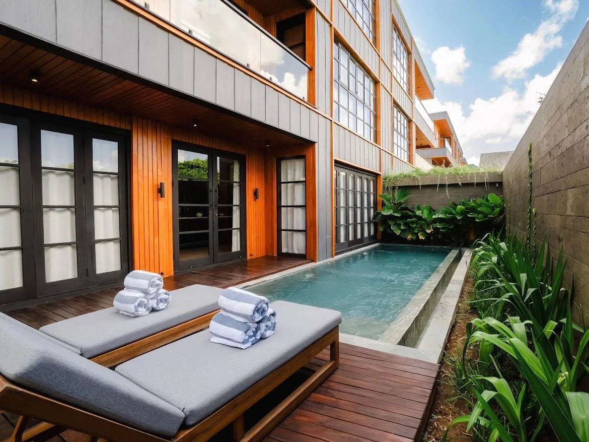Luxury 3 Bedroom Villa for Rent in Berawa Walking Distance to the Beach