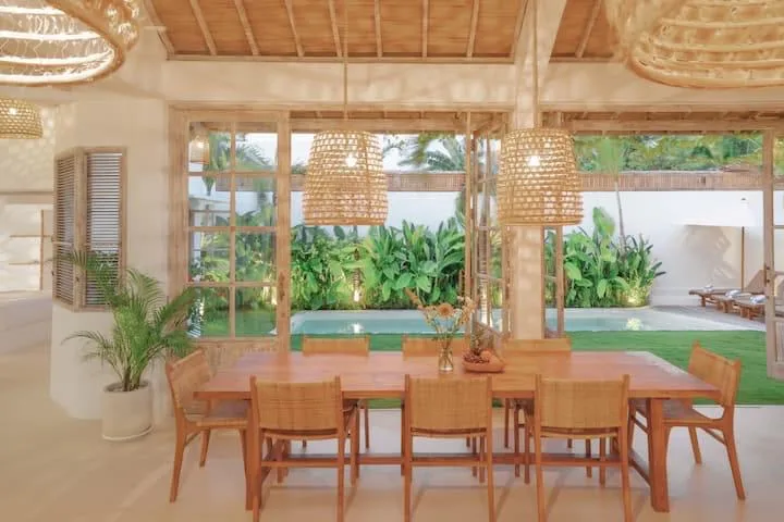 Cozy 4 Bedroom Villa Rent Umalas Bumbak: Secure Your Green Bali Haven Why This Fully Serviced Bumbak Property Is the Perfect Choice