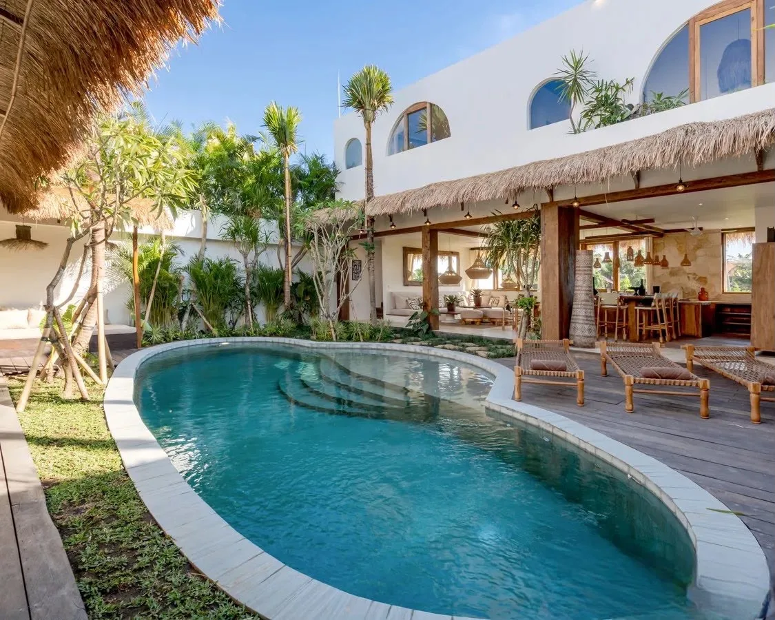 Leasehold Luxury 5 Bedroom Villa Investment in Umalas
