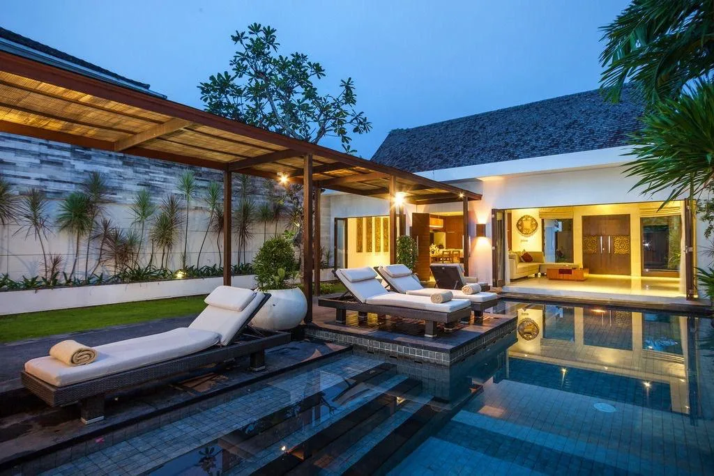 BATU BELIG CHARMING 2-BEDROOM VILLA FREEHOLD