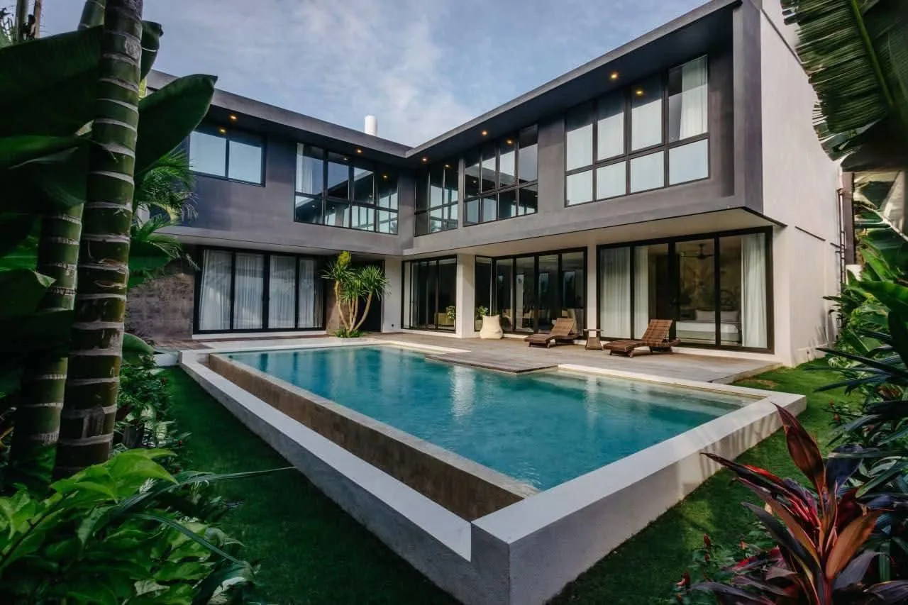 Invest in a Modern 5 Bedroom Luxury Villa in Berawa Bali