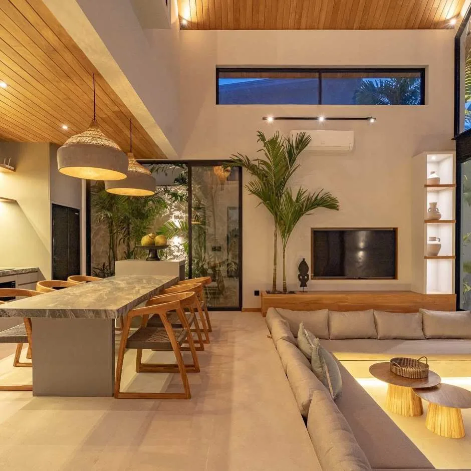 Prime Leasehold Investment Property Seminyak 3 Bedroom Villa Near Batu Belig Beach