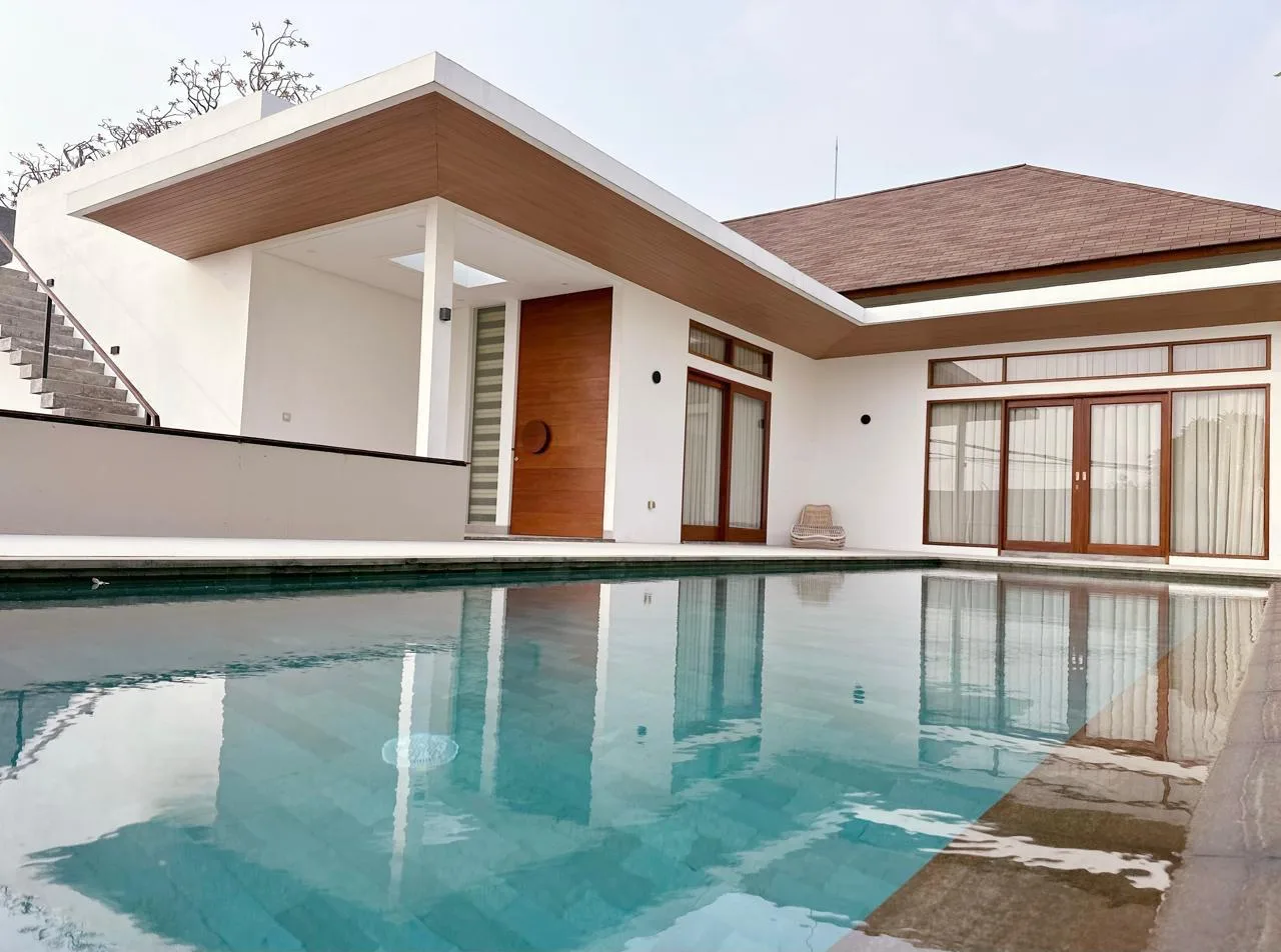 Premium Freehold Villa for Sale in Canggu | The Berawa Gem with High Quality Construction