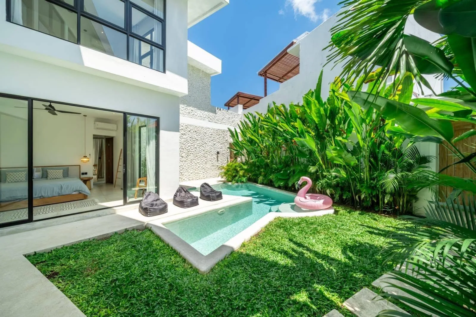 UMALAS | 3-BEDROOM VILLA | MONTHLY RENTAL | REF ID: DR0436