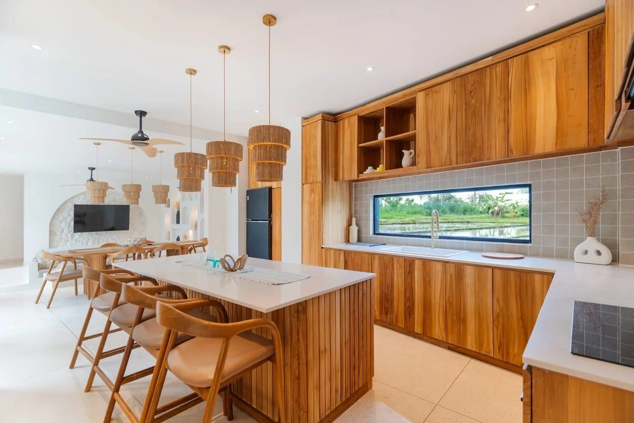 Stylish 3 Bedroom Beachside Villa with Private Rooftop in Pererenan Bali