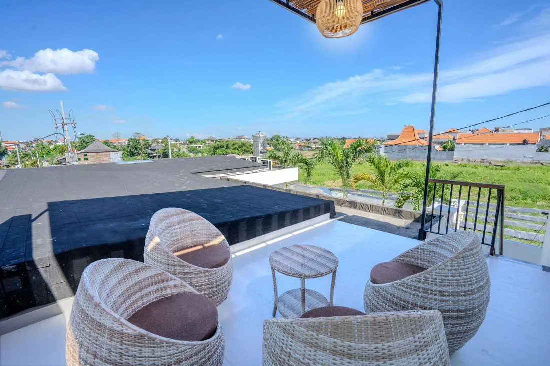 Pererenan 2 Bedroom Villa Rental with Rice Field Views