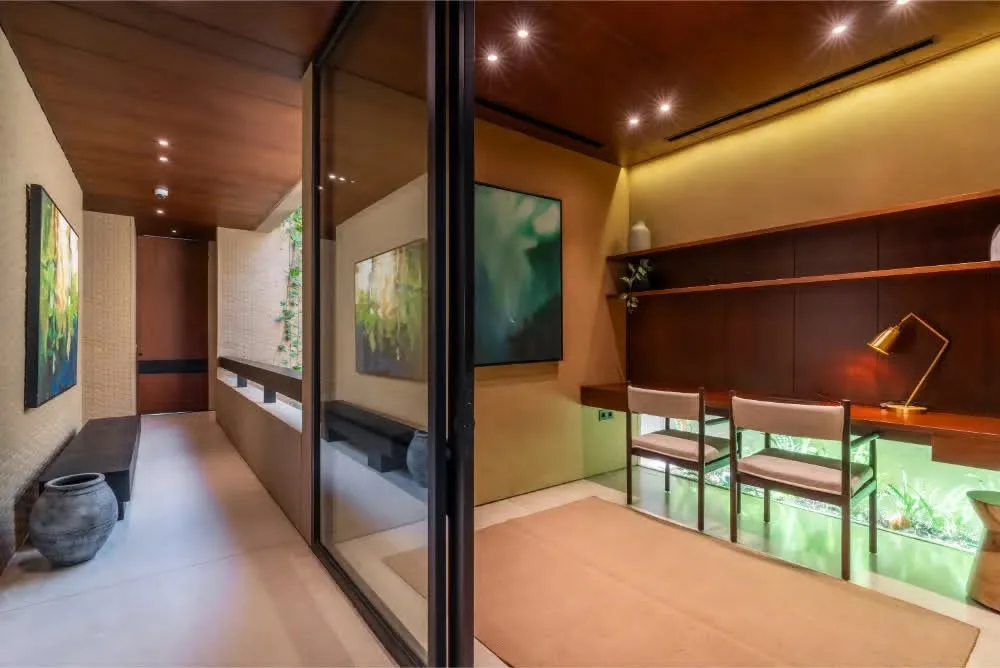 Leasehold 3 Bedroom Modern Luxury Villa for Sale in Berawa Canggu