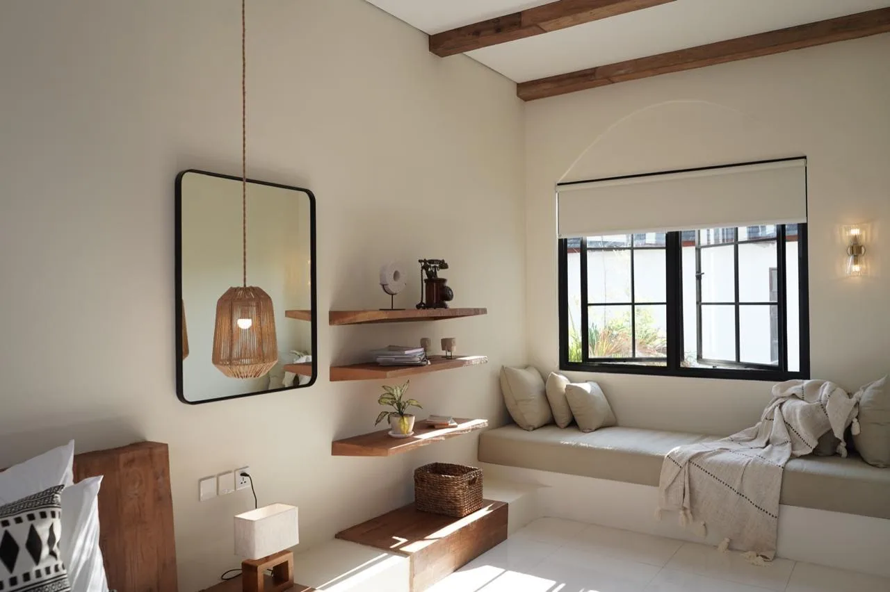 Modern 3 Bedroom Leasehold Villa in Central Seminyak Near Sunset Beach Clubs