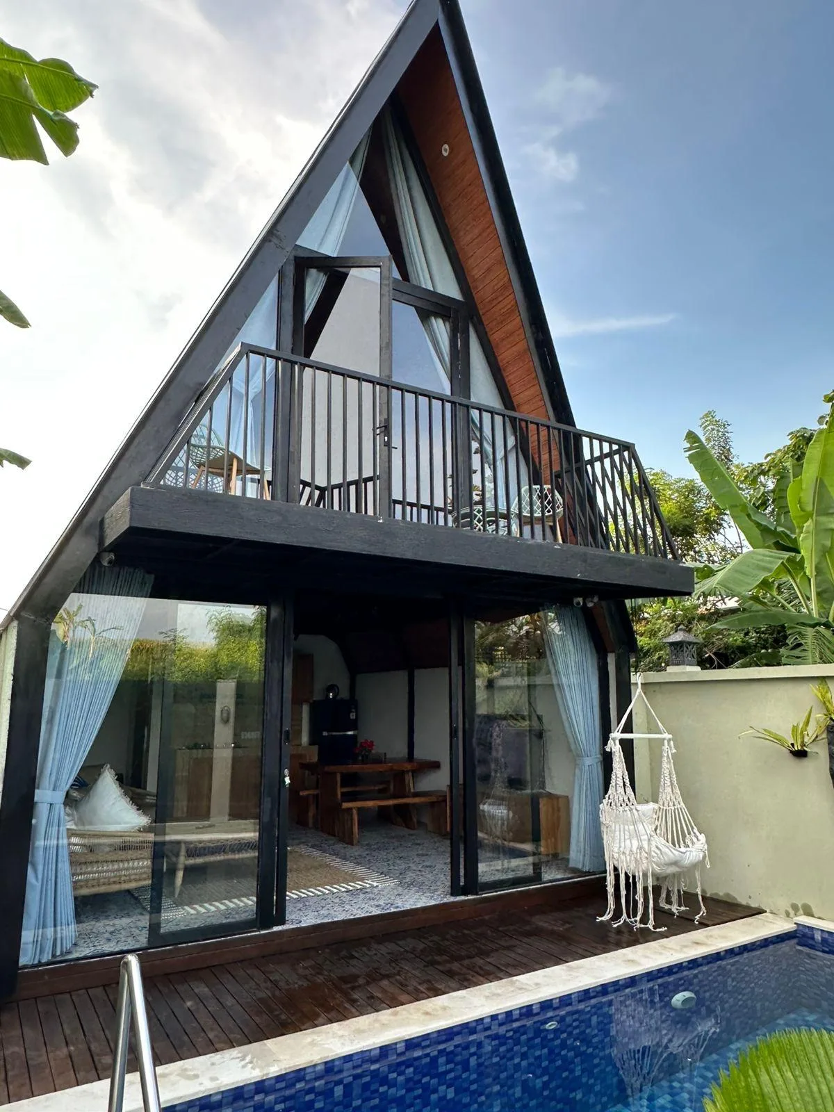 Monthly 1 Bedroom Cozy Wood Villa for Rent in Tumbak Bayuh Bali