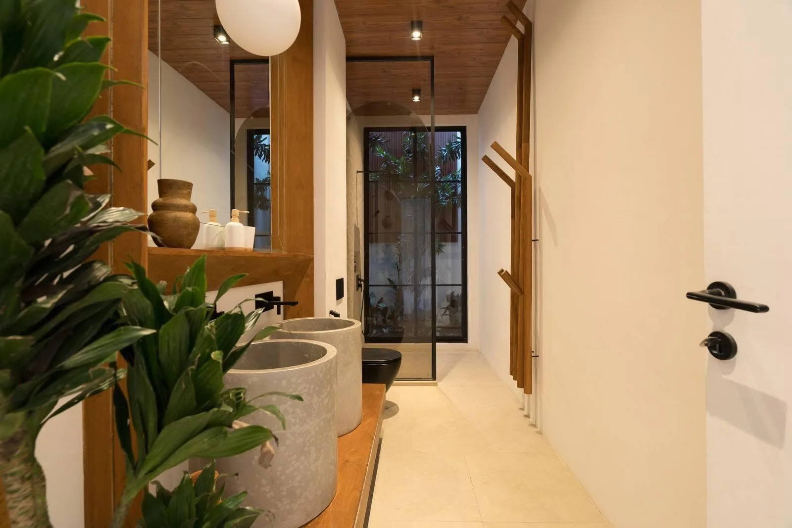 Leasehold 2 Bedroom Luxury Villa for Sale in Nyang Nyang Uluwatu