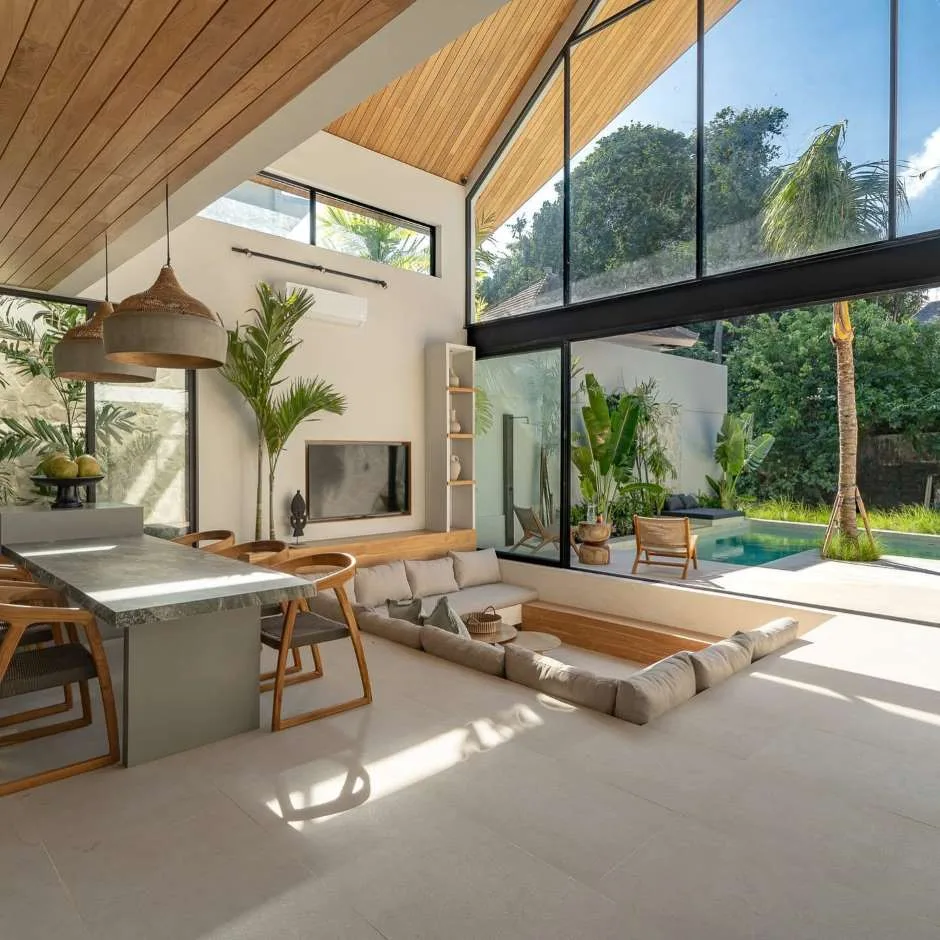 Prime Leasehold Investment Property Seminyak 3 Bedroom Villa Near Batu Belig Beach