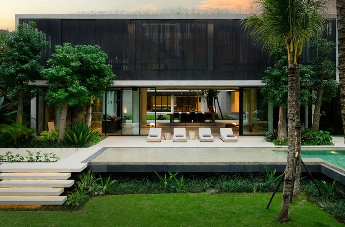 Masterpiece Architectural Asset 6-Bedroom Freehold Luxury Villa in Pererenan