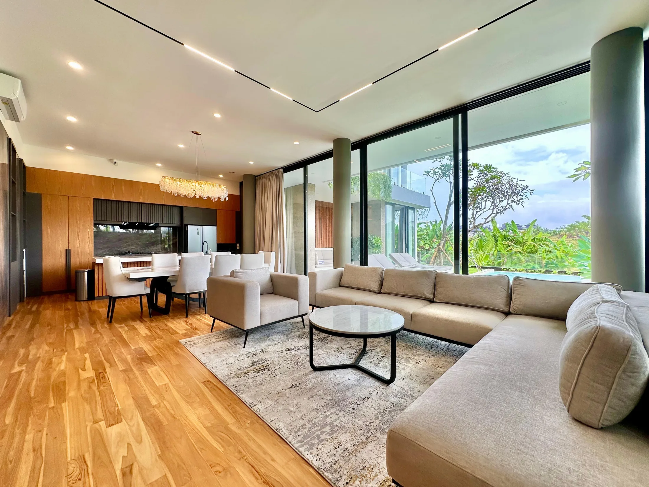 Exclusive Prime Investment with Rice Field Views Freehold Villa for Sale in Berawa, Canggu