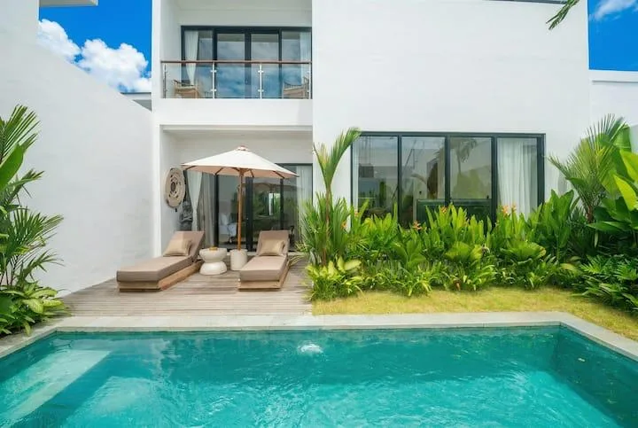 Premium Living in Prime Berawa, Fully Serviced 2-Bedroom Monthly Rental Villa