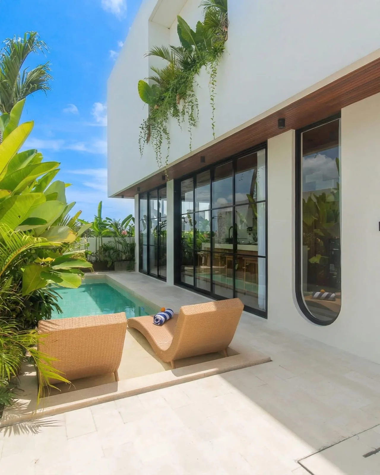 A Rare Gem: Cozy 2BR Private Pool Villa in Cemagi with Uninterrupted Green Views
